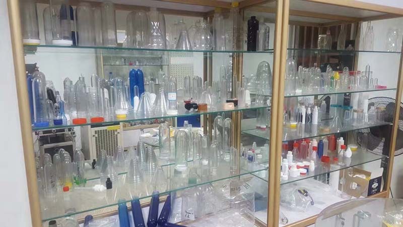 Máquina de moldeo por inyección de plástico WB-318PET