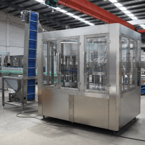 Llenadora de botellas PET automática