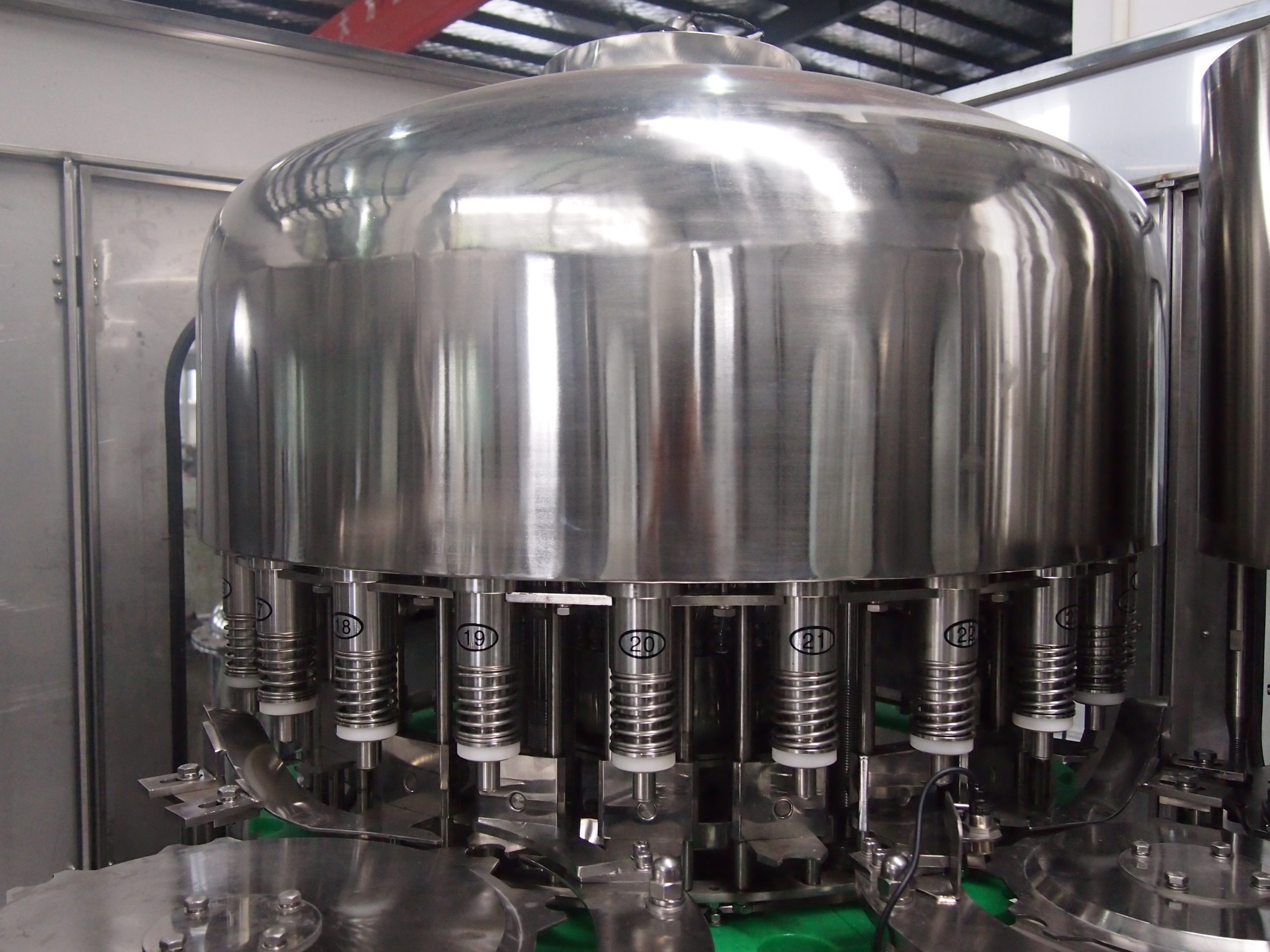 máquina llenadora de agua automática