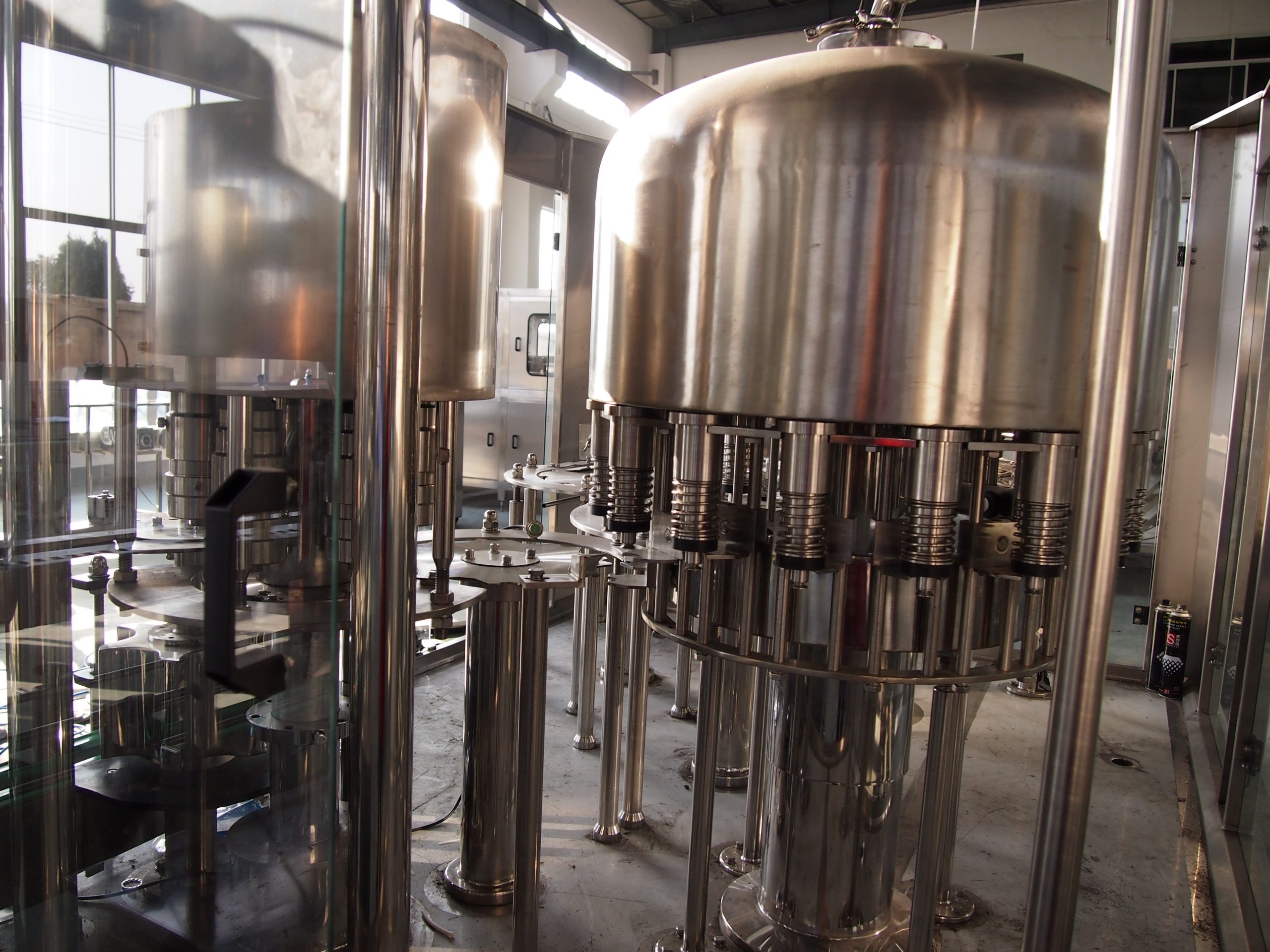 llenadora de botellas PET agua 6000 bph