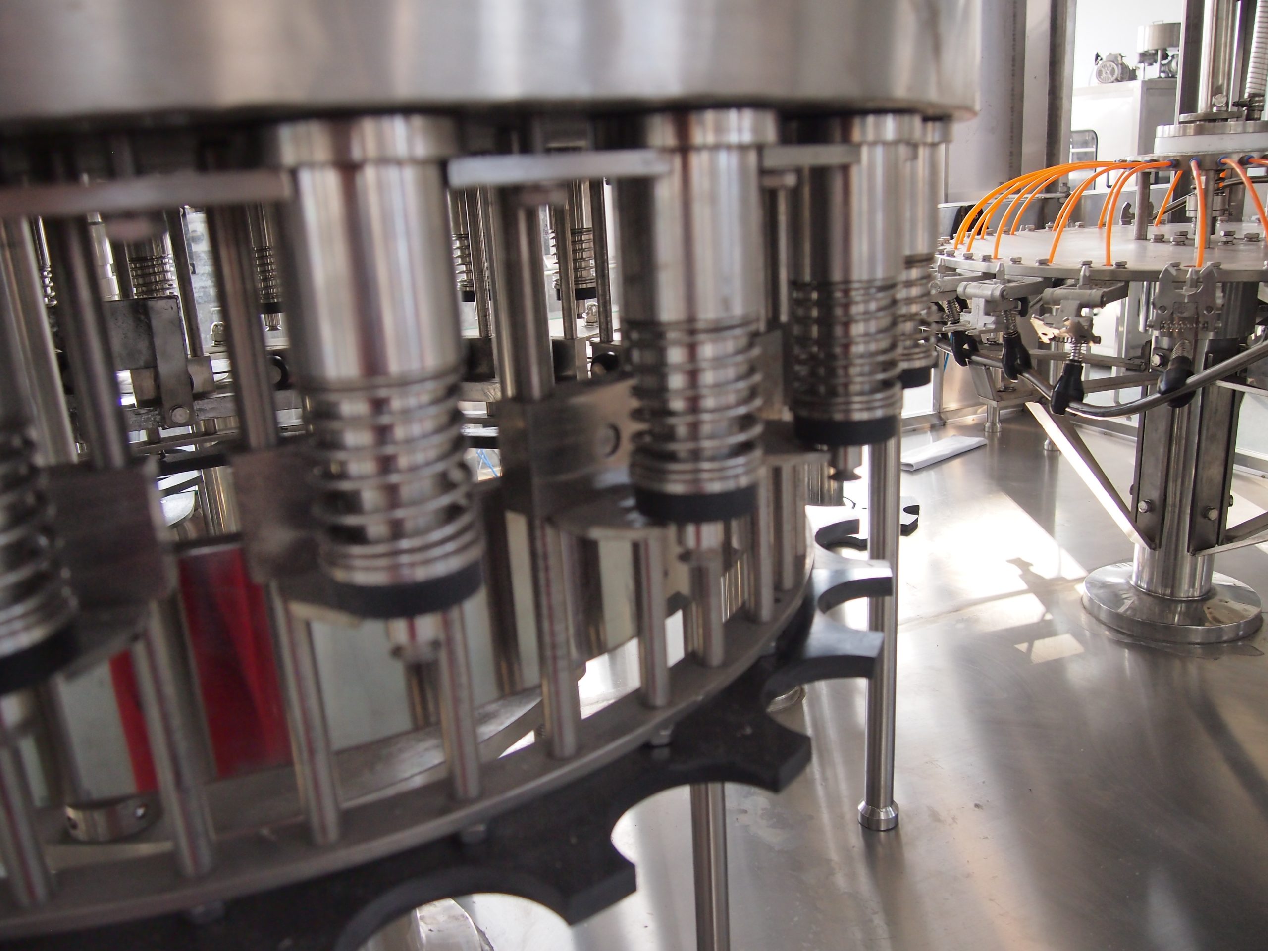 llenadora de agua mediana 6000 botellas por hora