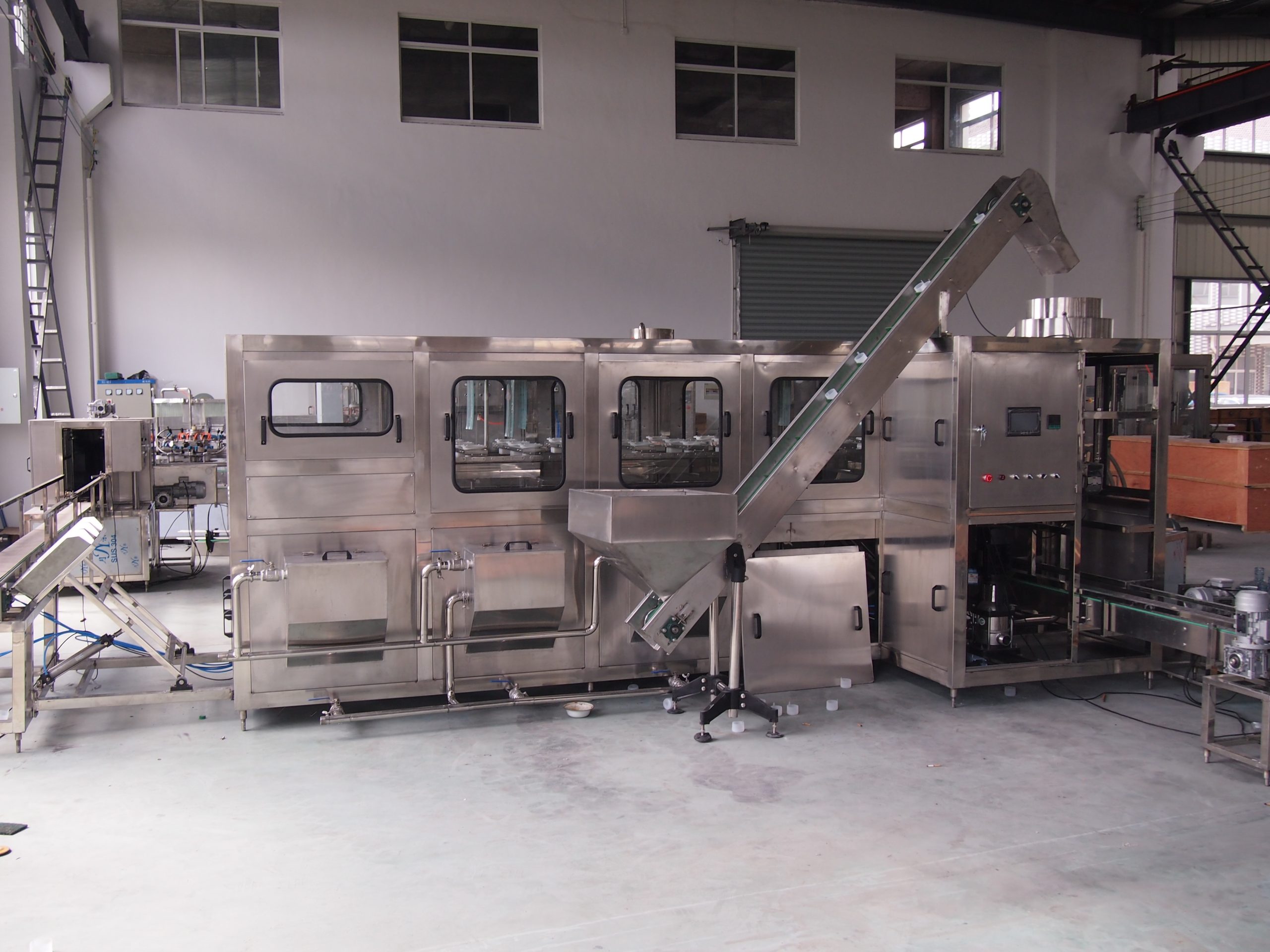 máquina llenadora de 5 galones